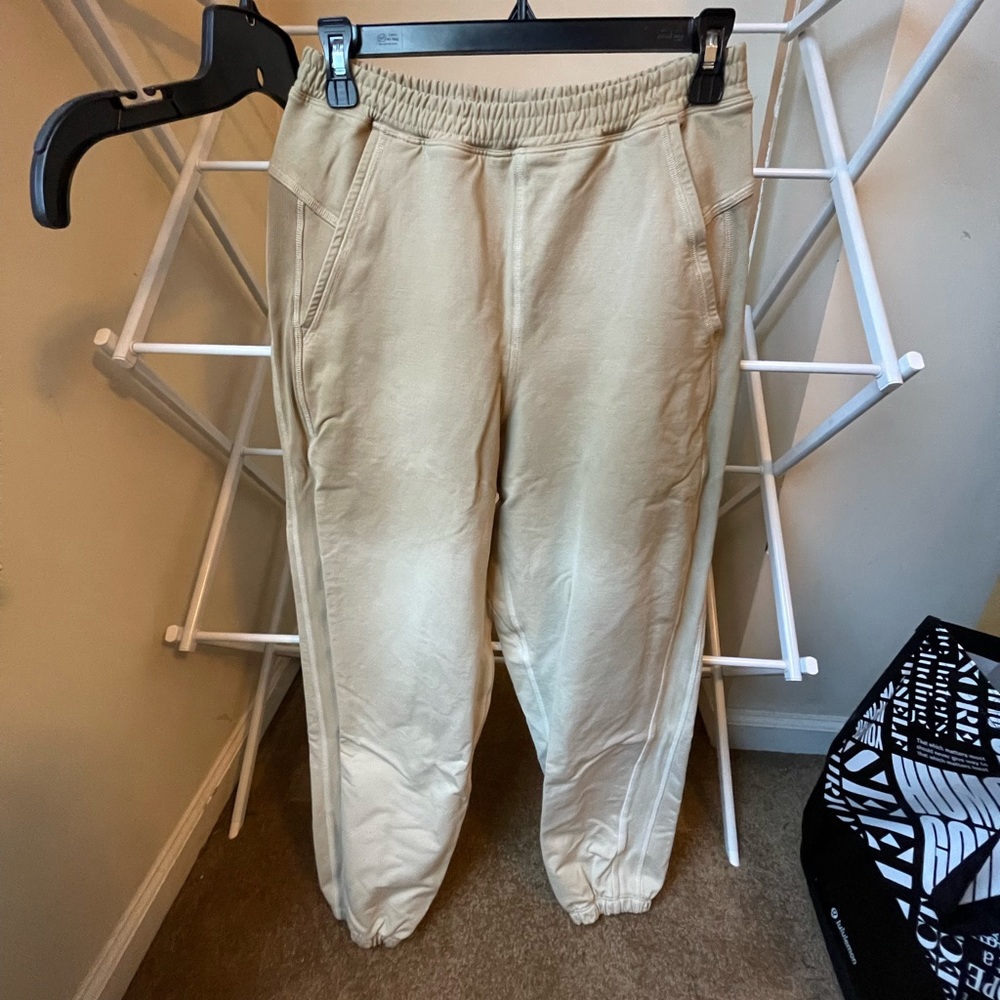 Lululemon joggers